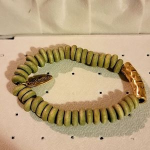 Plunder bracelet sage green & gold.